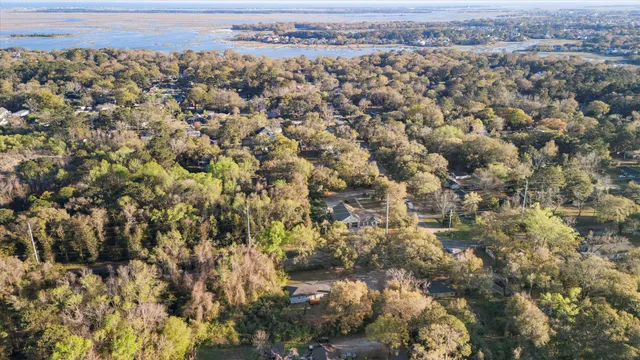$520,000 | 1174 Fort Johnson Road, Charleston, SC 29412