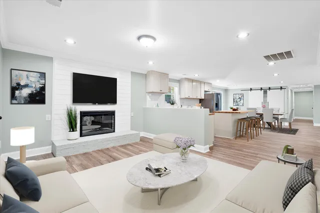 $520,000 | 1174 Fort Johnson Road, Charleston, SC 29412