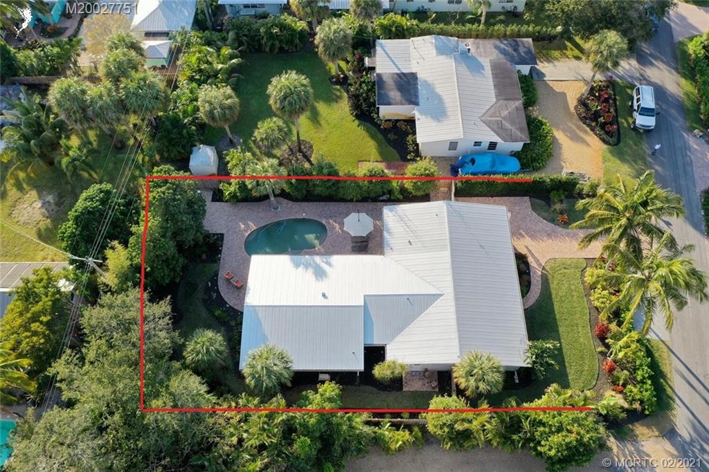 814 Southeast Riverside Drive Stuart, FL 34994 - Photo 37 of 48 Aerial view of 814 SE Riverside Drive.