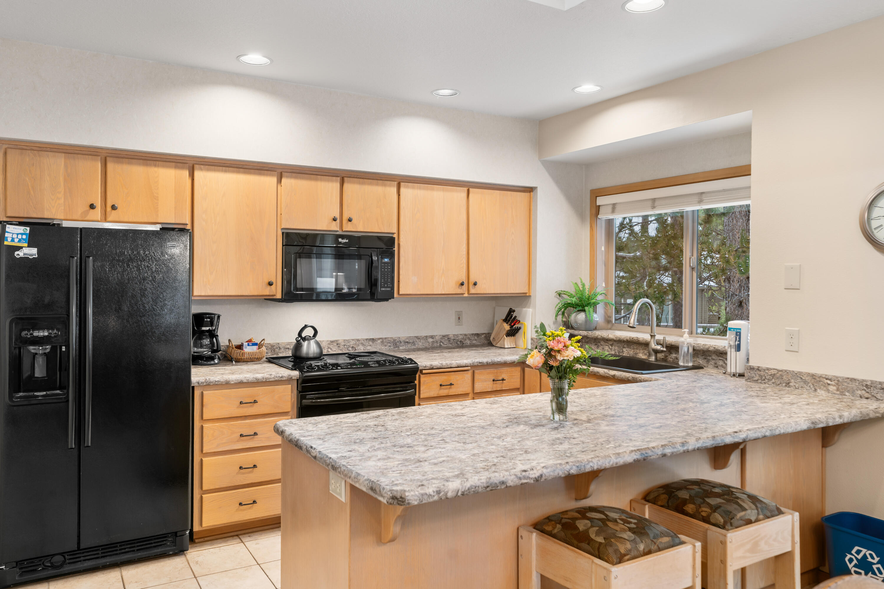 57327 Beaver Ridge Loop, Unit 6 Sunriver, OR 97707 - Photo 14 of 26