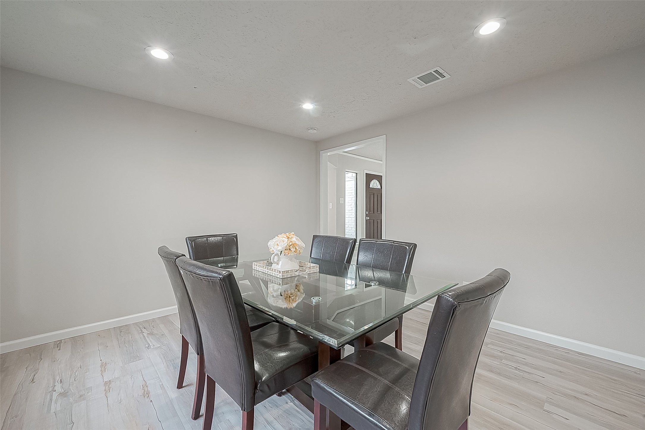 6107 Sanford Road Houston, TX 77096 - Photo 16 of 50