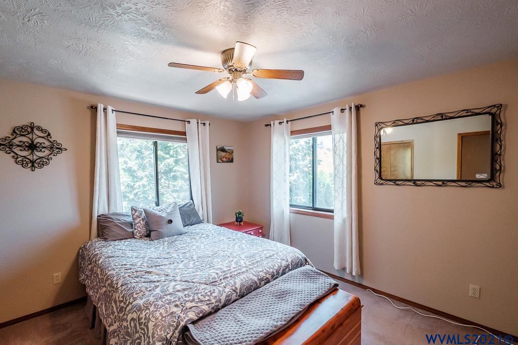 1732 Belmont Loop Southwest Albany, OR 97321 - Photo 31 of 41