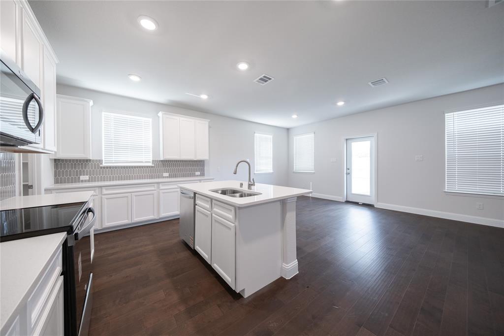 3426 Hillingdon Road Anna, TX 75409 - Photo 3 of 34 Kitchen