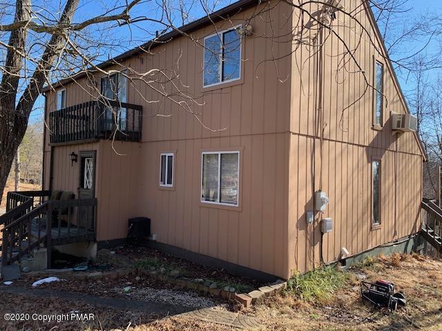130 Elgin Way Bushkill, PA 18324 - Photo 1 of 12 Front