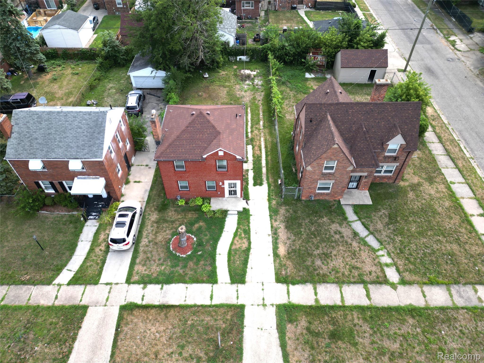 16814 Strathmoor Street Detroit, MI 48235 - Photo 30 of 31 Front view