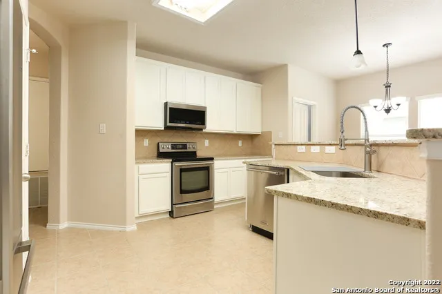 $450,000 | 109 Krieg Drive, Boerne, TX 78006