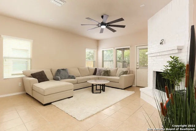 $450,000 | 109 Krieg Drive, Boerne, TX 78006