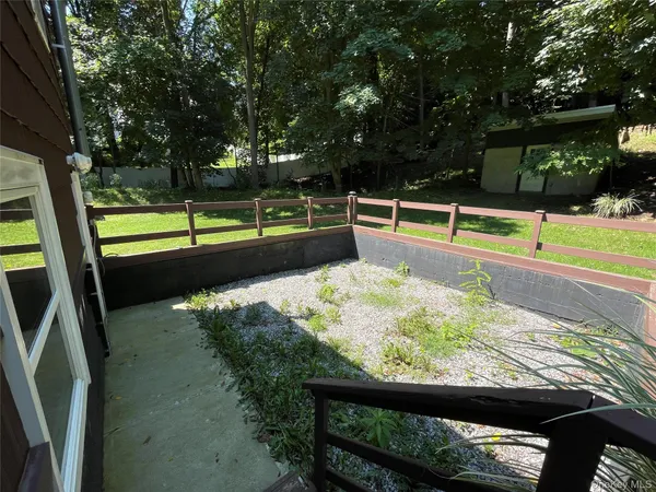 $3,200 | 328 B East Broadway, Port Jefferson, NY 11777