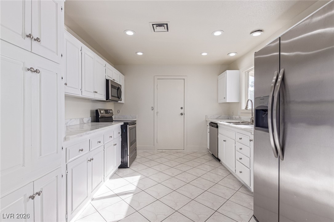 4626 West Warm Springs Road Las Vegas, NV 89118 - Photo 8 of 30