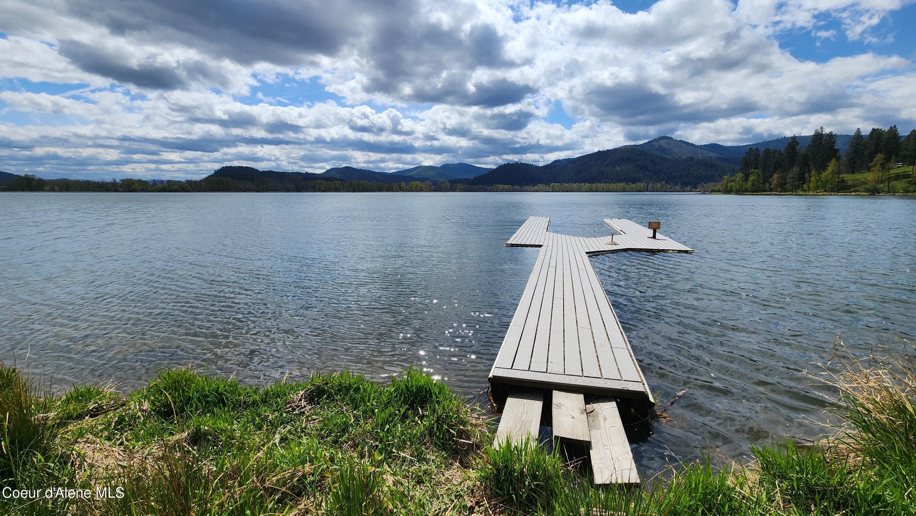 1611 Round Lake Road St. Maries, ID 83861 - Photo 4 of 102 1000053184