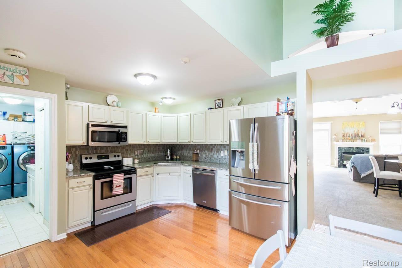 411 Cherry Grove Road Canton, MI 48188 - Photo 9 of 50 15.jpg