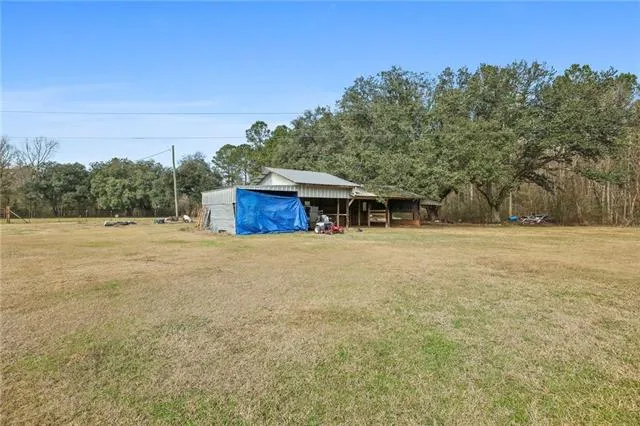 $326,000 | 29385 James Chapel Road North, Albany, LA 70711