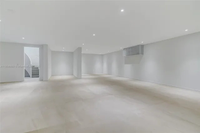 $8,495,000 | 1661 Onaway Drive, Miami, FL 33133