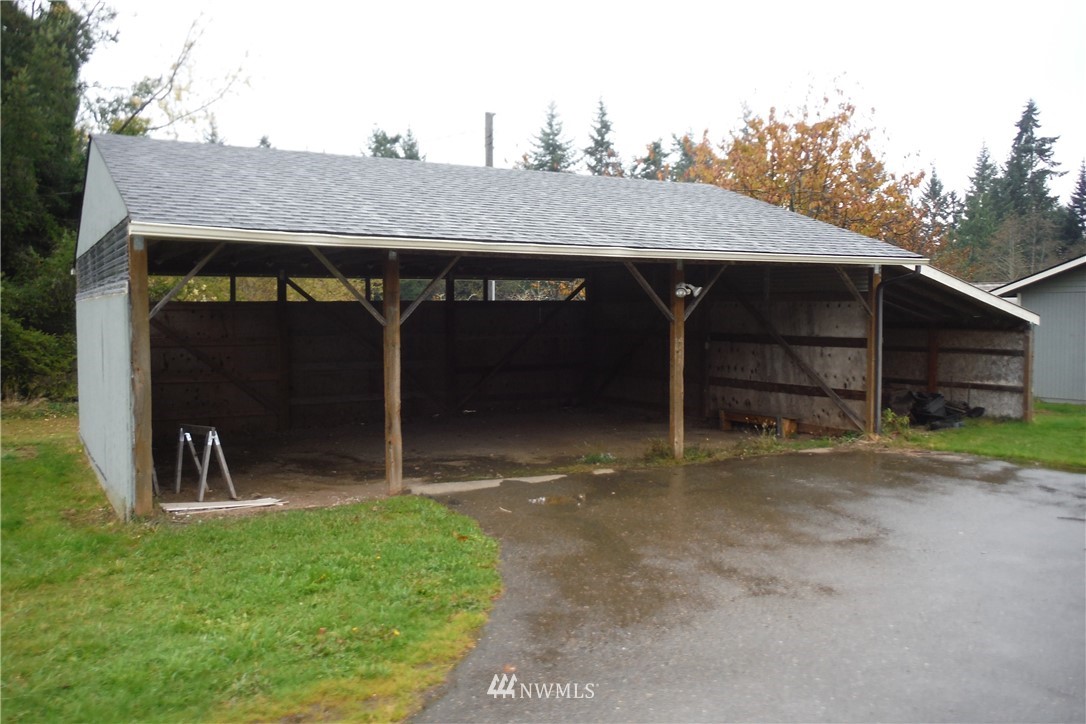 111 Bishop Road Port Angeles, WA 98363 - Photo 2 of 39 Gallery Image 2