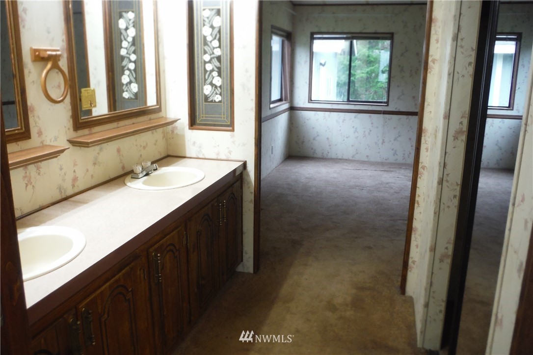 111 Bishop Road Port Angeles, WA 98363 - Photo 17 of 39 Gallery Image 17