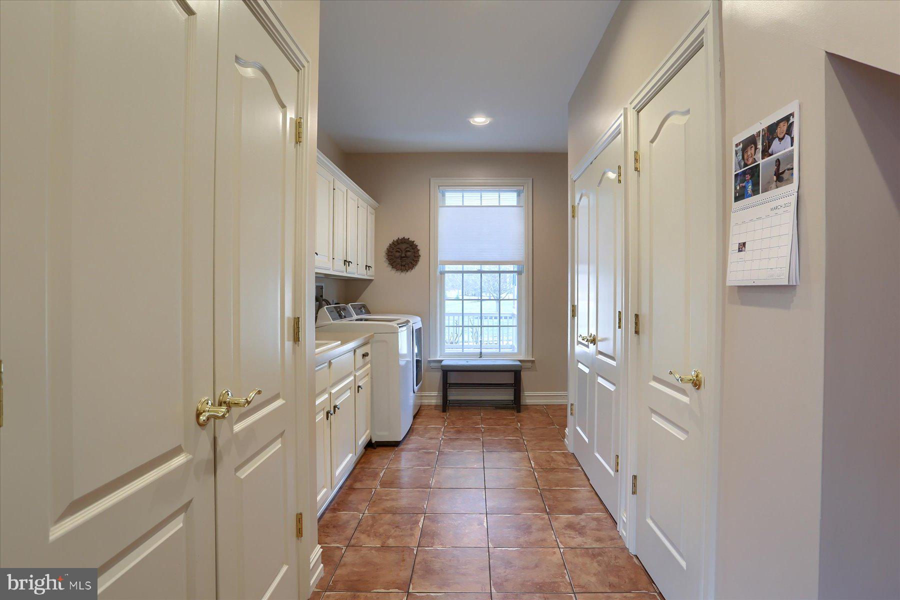 210 South Grantham Road Dillsburg, PA 17019 - Photo 23 of 56 a bathroom with a sink a mirror and a bathtub