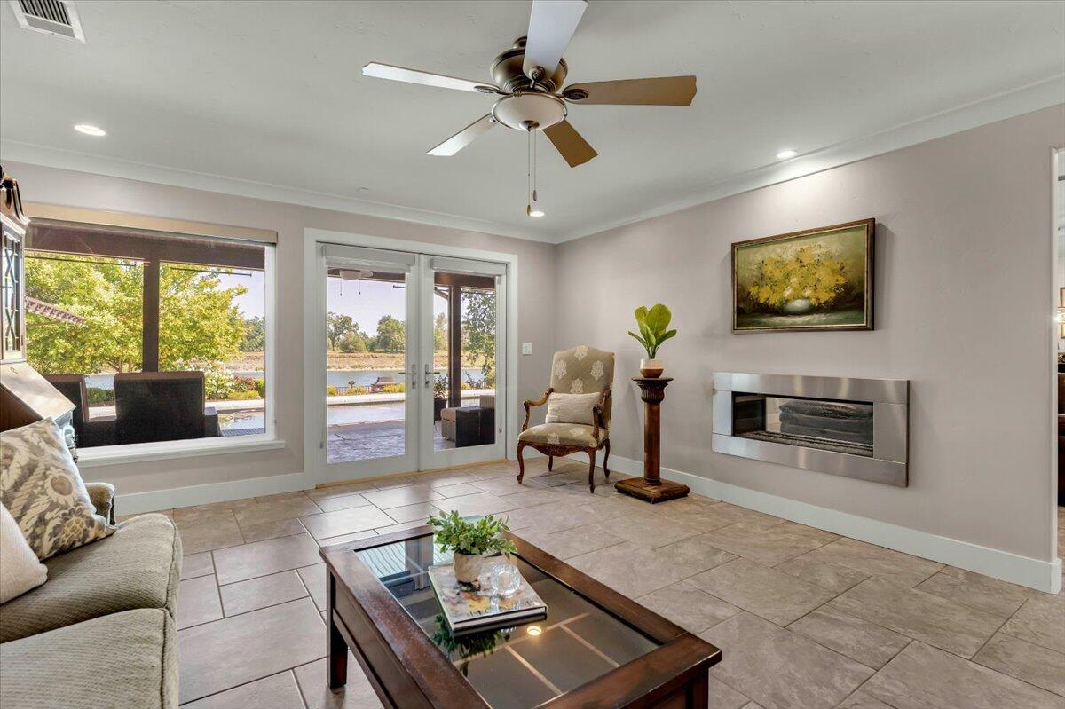 6913 Riverside Drive Redding, CA 96001 - Photo 33 of 88 008-6913 Riverside Dr - I-31