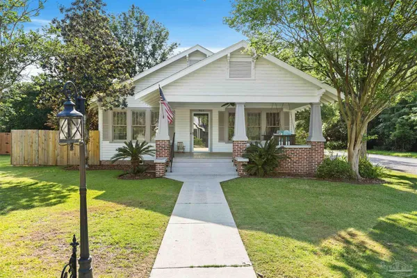 $289,900 | 903 South Pensacola Avenue, Atmore, AL 36502