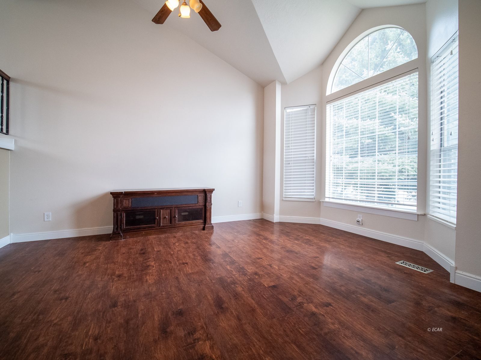 3517 Valley Ridge Avenue Elko, NV 89801 - Photo 3 of 28 Gallery Image 3