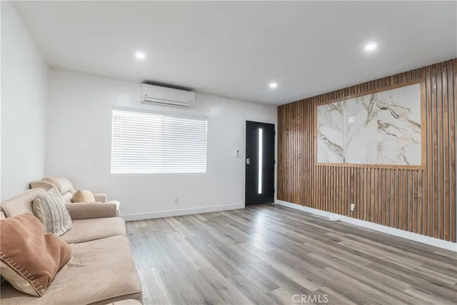 $2,700 | 7348 Florence Avenue, Unit 16, Downey, CA 90240