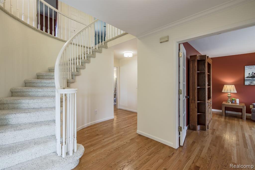 2035 Reagan Drive Rochester Hills, MI 48309 - Photo 5 of 51