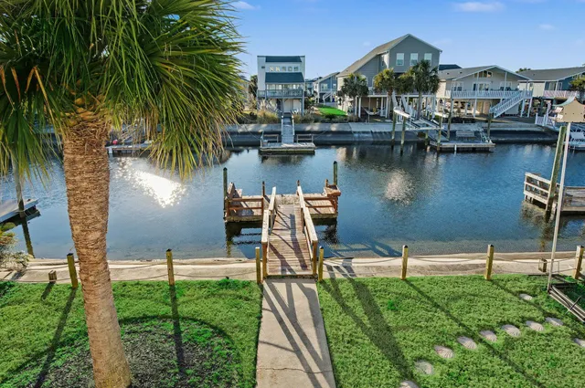 $1,295,000 | 23 Scotland Street, Ocean Isle Beach, NC 28469