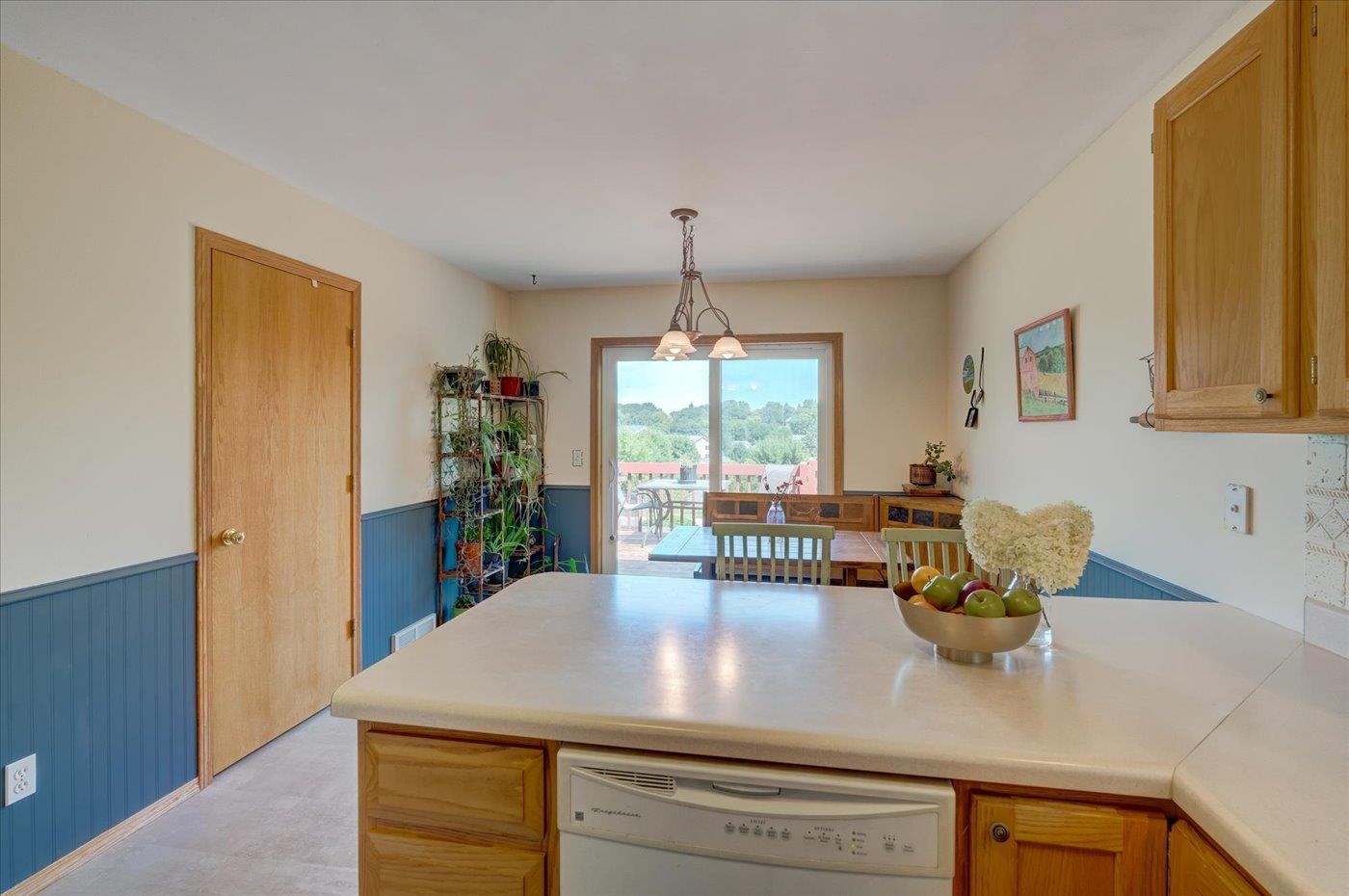 933 Vista Ridge Drive Mount Horeb, WI 53572 - Photo 15 of 58