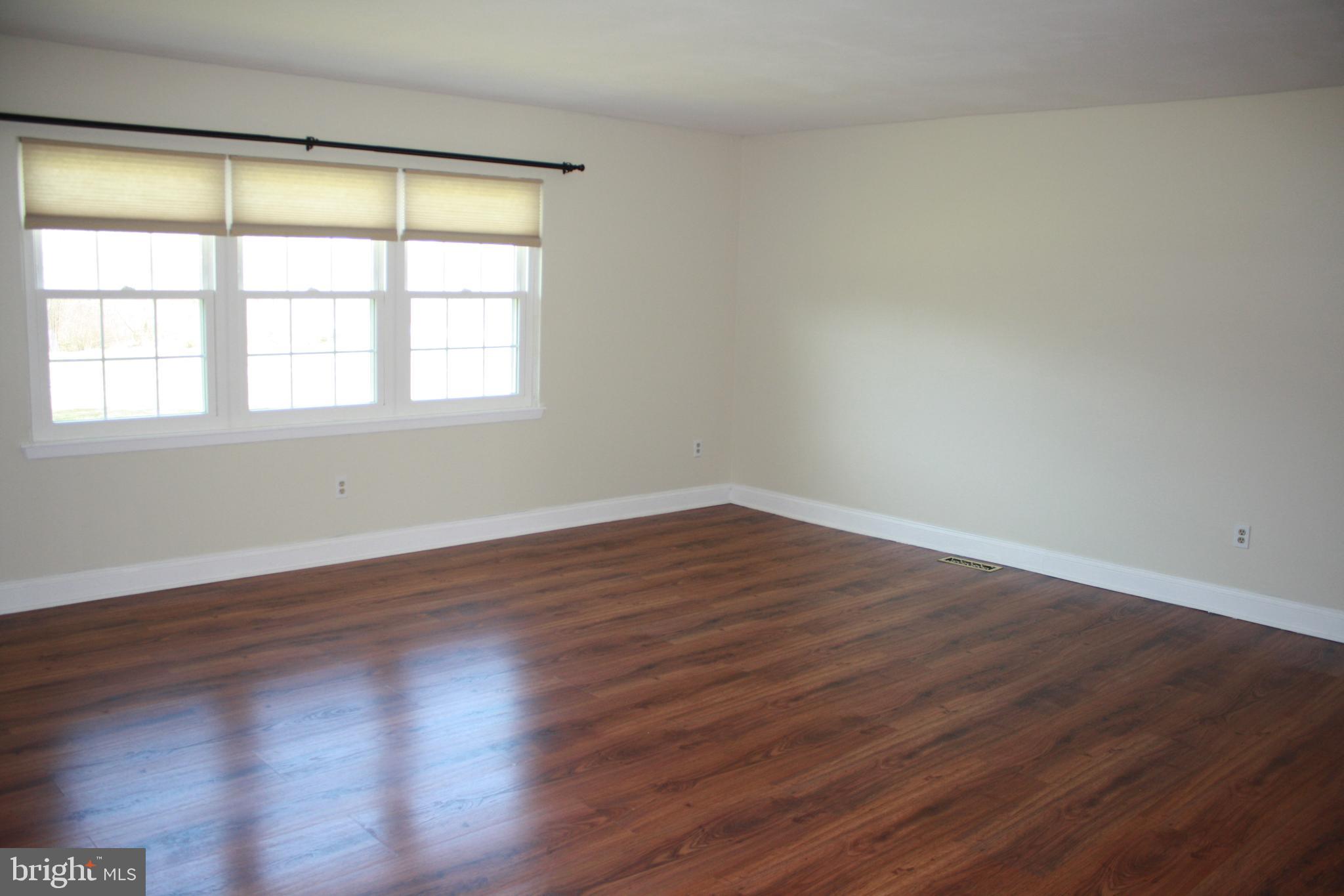 108 Chester Court Downingtown, PA 19335 - Photo 7 of 14 Family Room