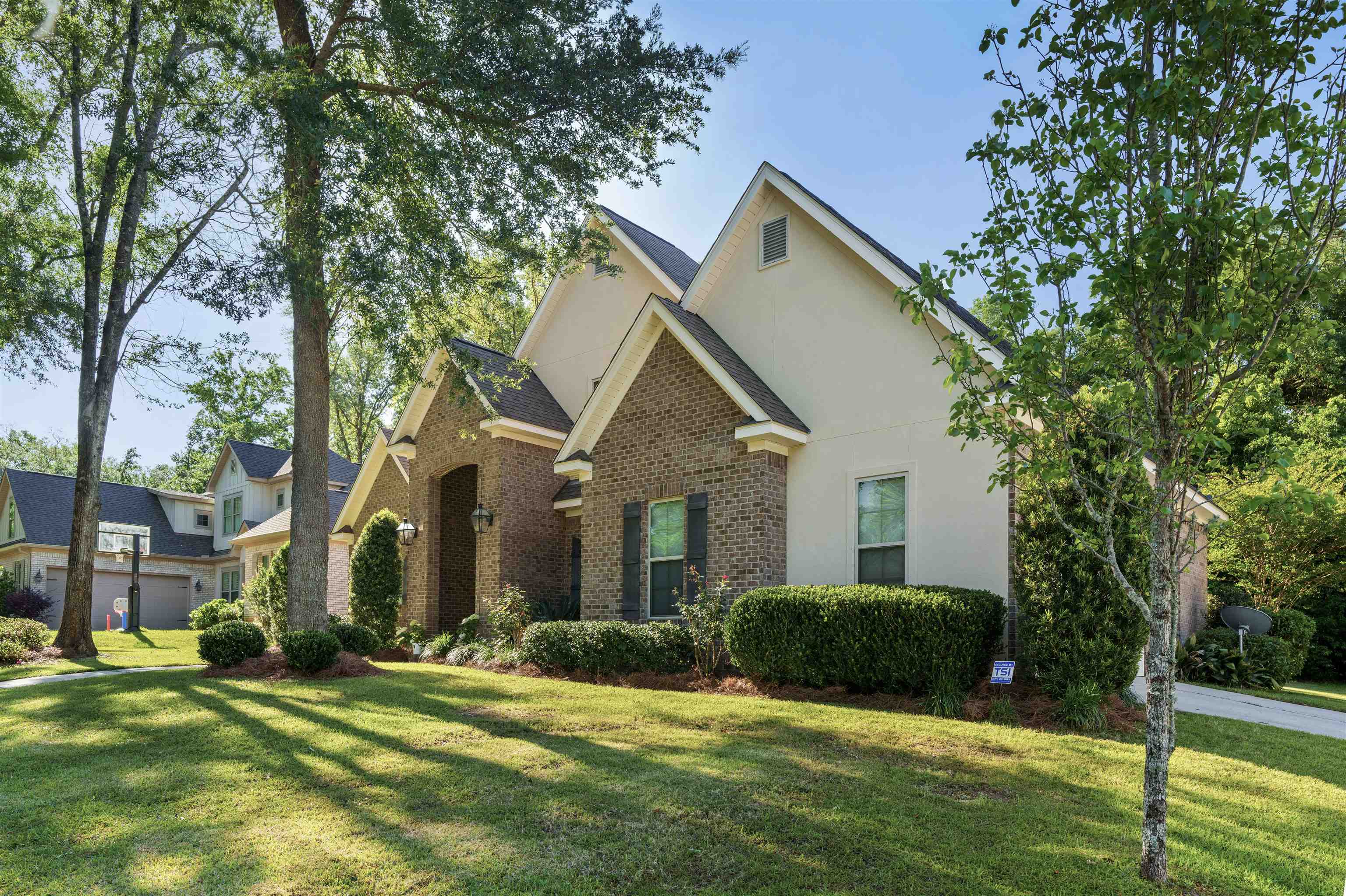 142 Pliska Street Fairhope, AL 36532 - Photo 5 of 40