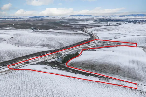 $760,000 | 32813 Highway 27, Fairfield, WA 99012