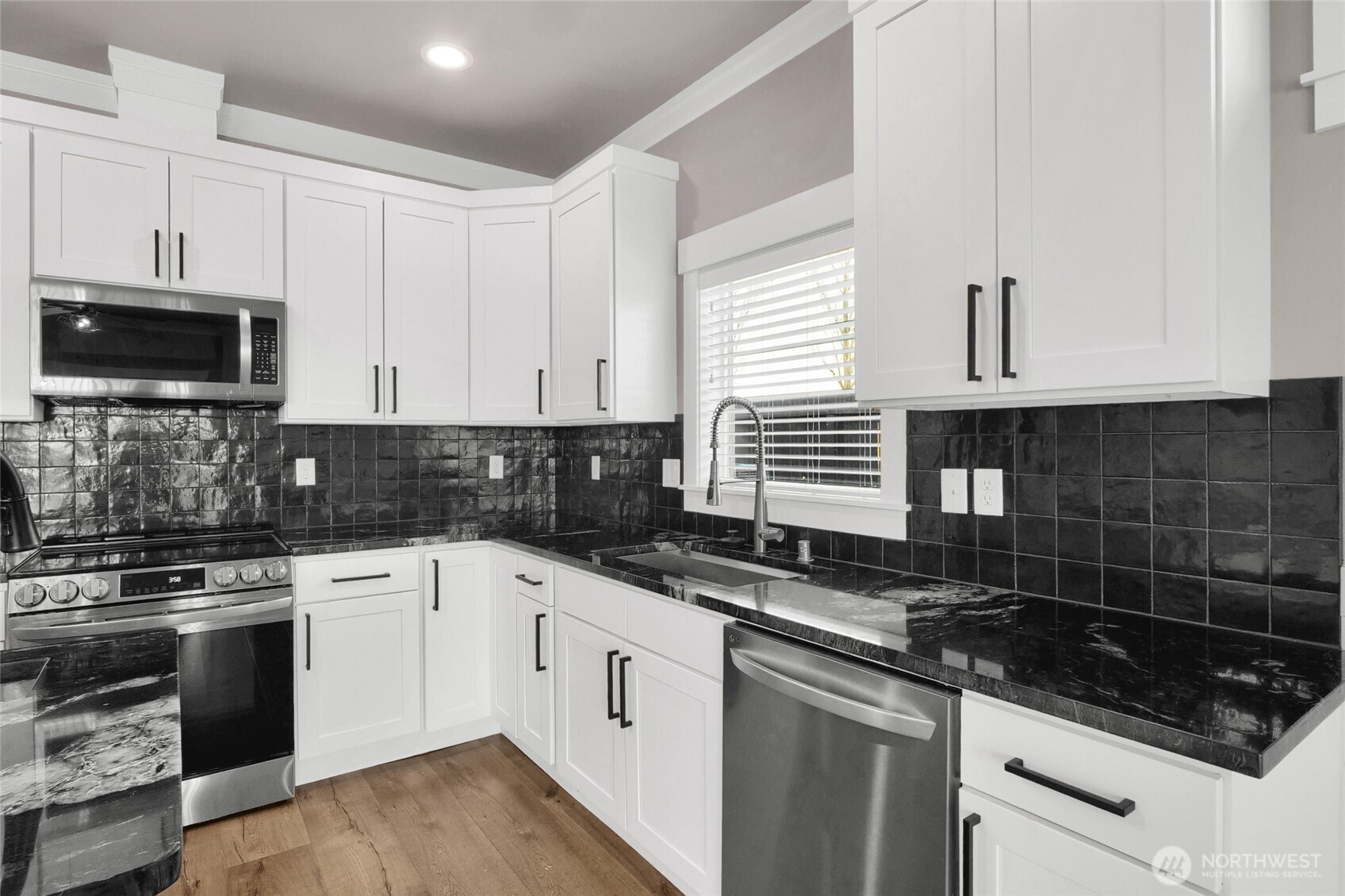 1331 Rd F .2 Northeast, Unit A&B Moses Lake, WA 98837 - Photo 15 of 37