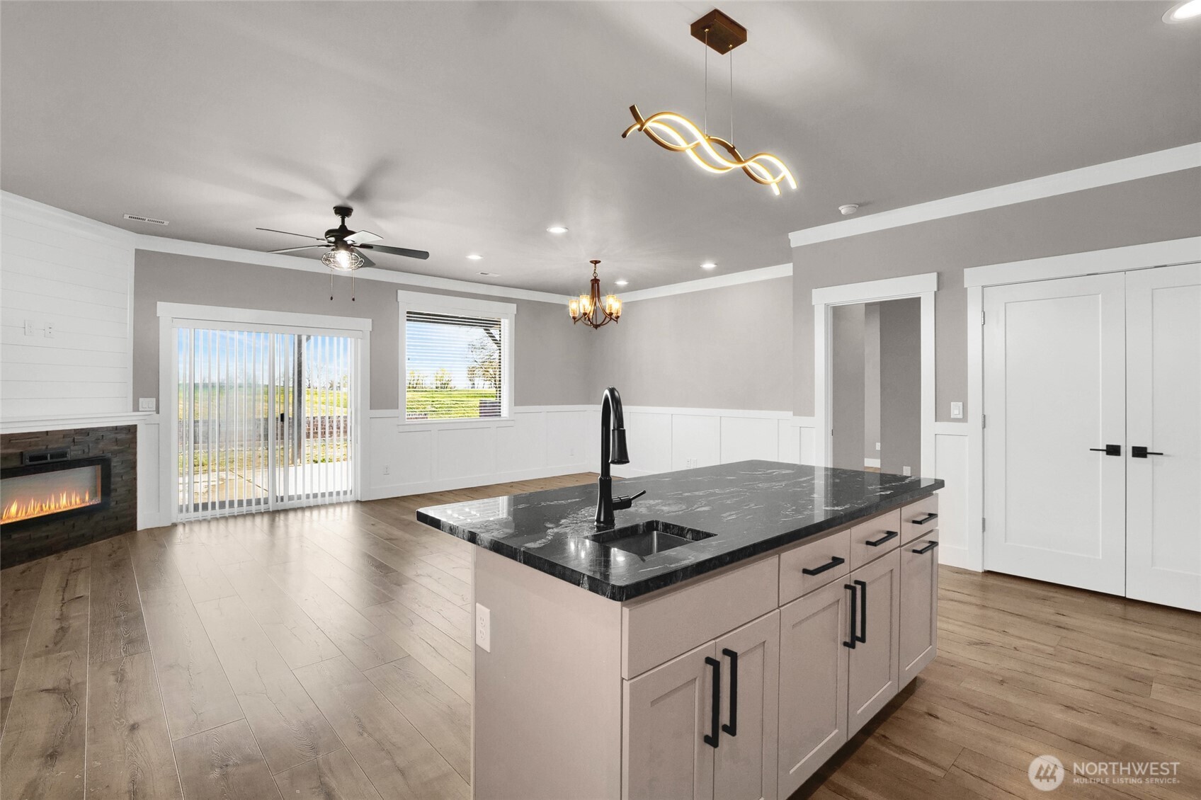 1331 Rd F .2 Northeast, Unit A&B Moses Lake, WA 98837 - Photo 16 of 37