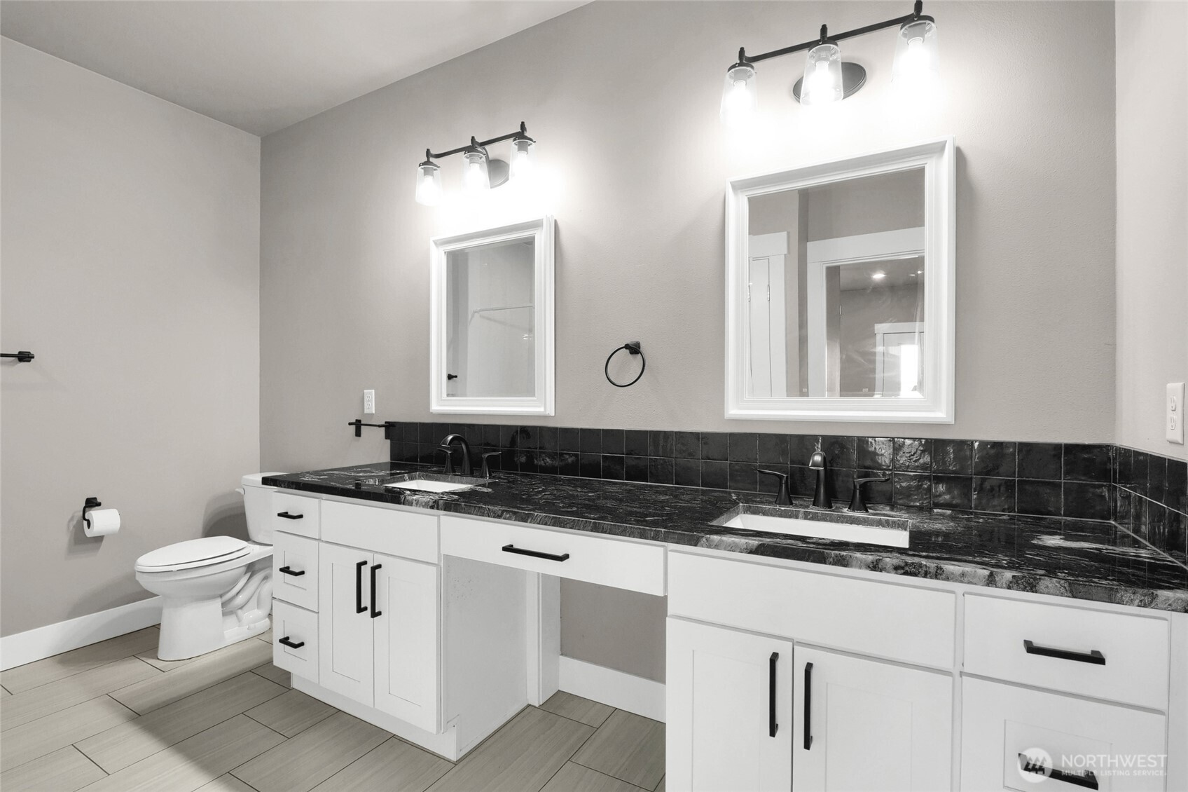 1331 Rd F .2 Northeast, Unit A&B Moses Lake, WA 98837 - Photo 20 of 37