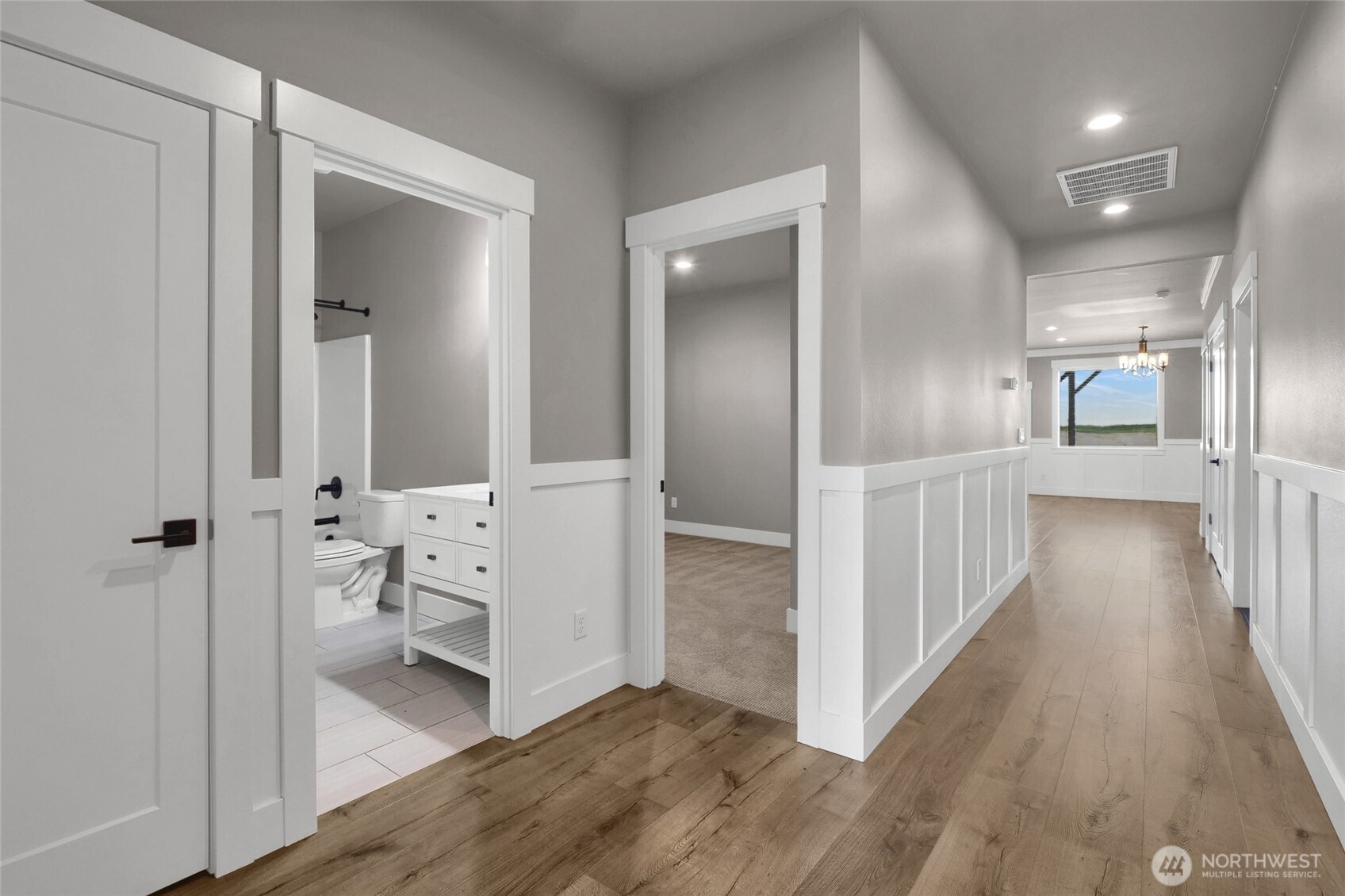 1331 Rd F .2 Northeast, Unit A&B Moses Lake, WA 98837 - Photo 7 of 37