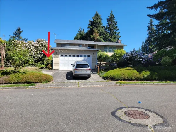 $7,000 | 5425 172nd Street Southwest, Lynnwood, WA 98037