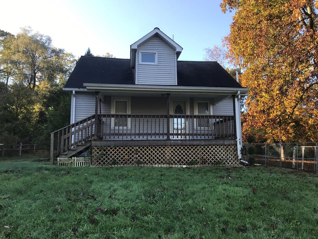228 Mercer Road Franklin, PA 16323 - Photo 1 of 20 Gallery Image 1