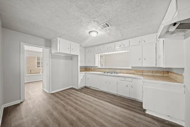 $1,525 | 6806 Woodrow Street, Texas City, TX 77591