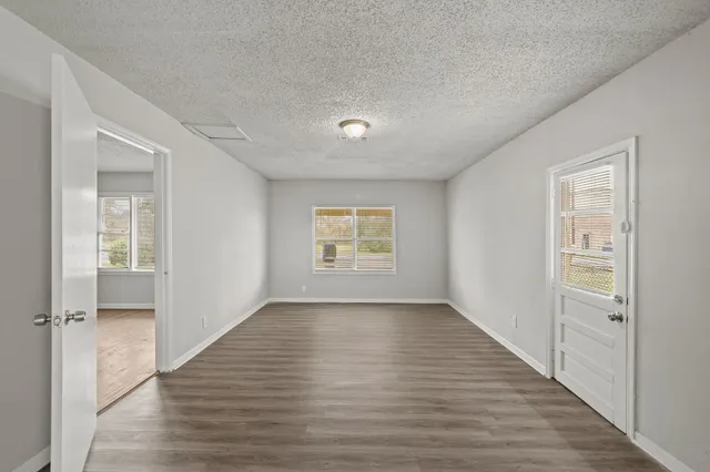 $1,525 | 6806 Woodrow Street, Texas City, TX 77591