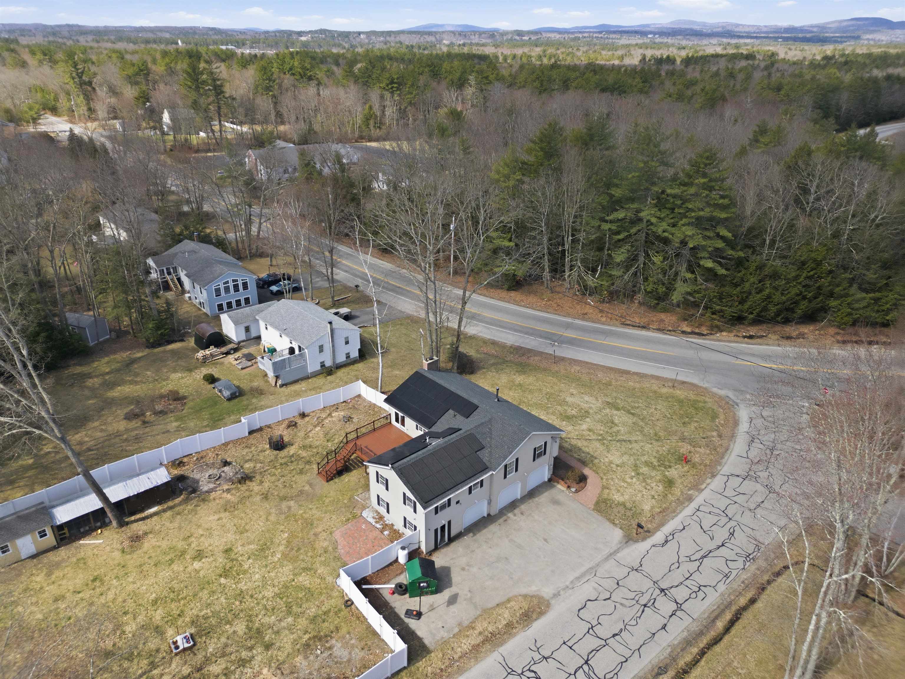 38 Vernon Avenue Rochester, NH 03867 - Photo 15 of 60