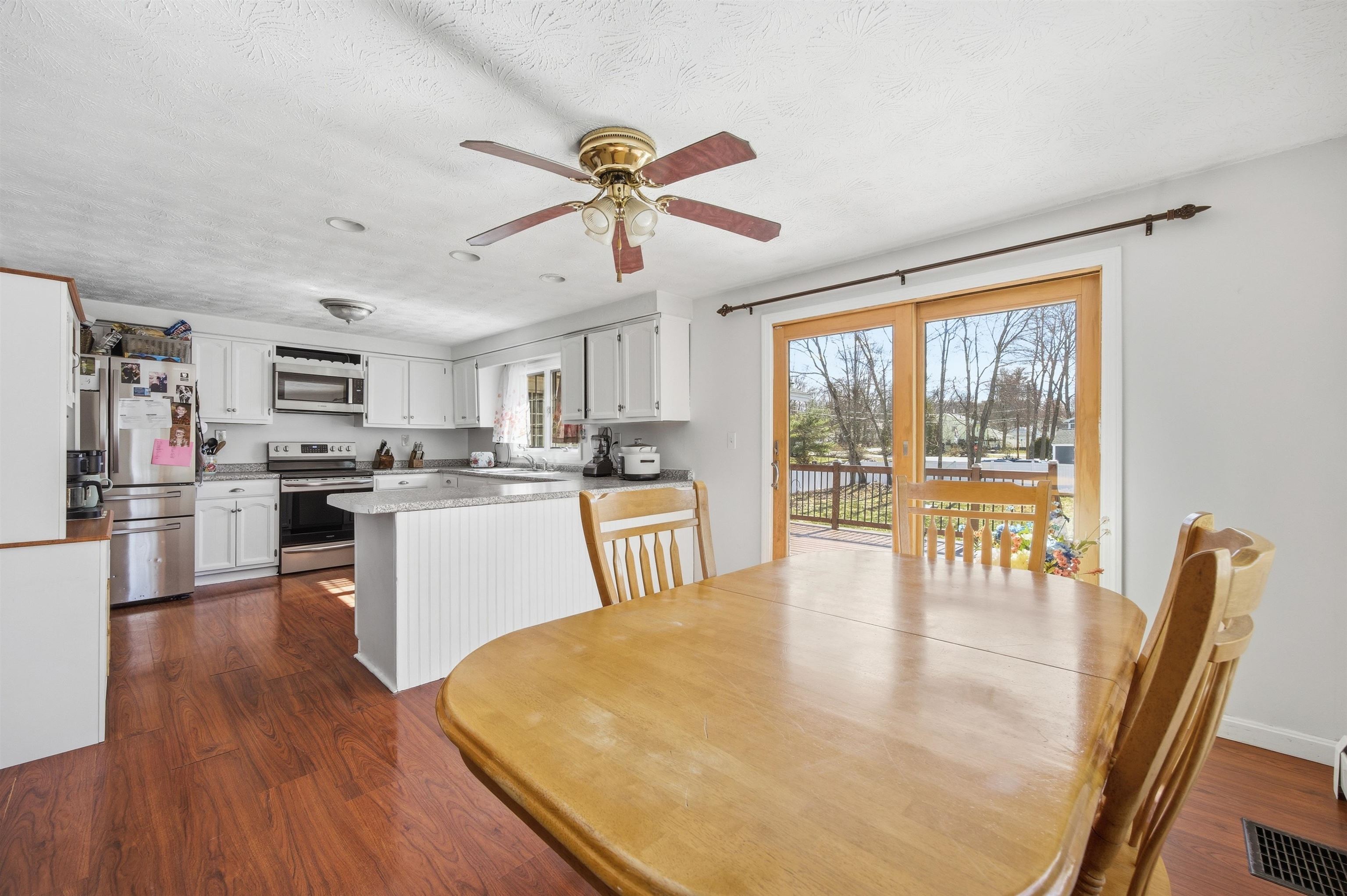 38 Vernon Avenue Rochester, NH 03867 - Photo 25 of 60