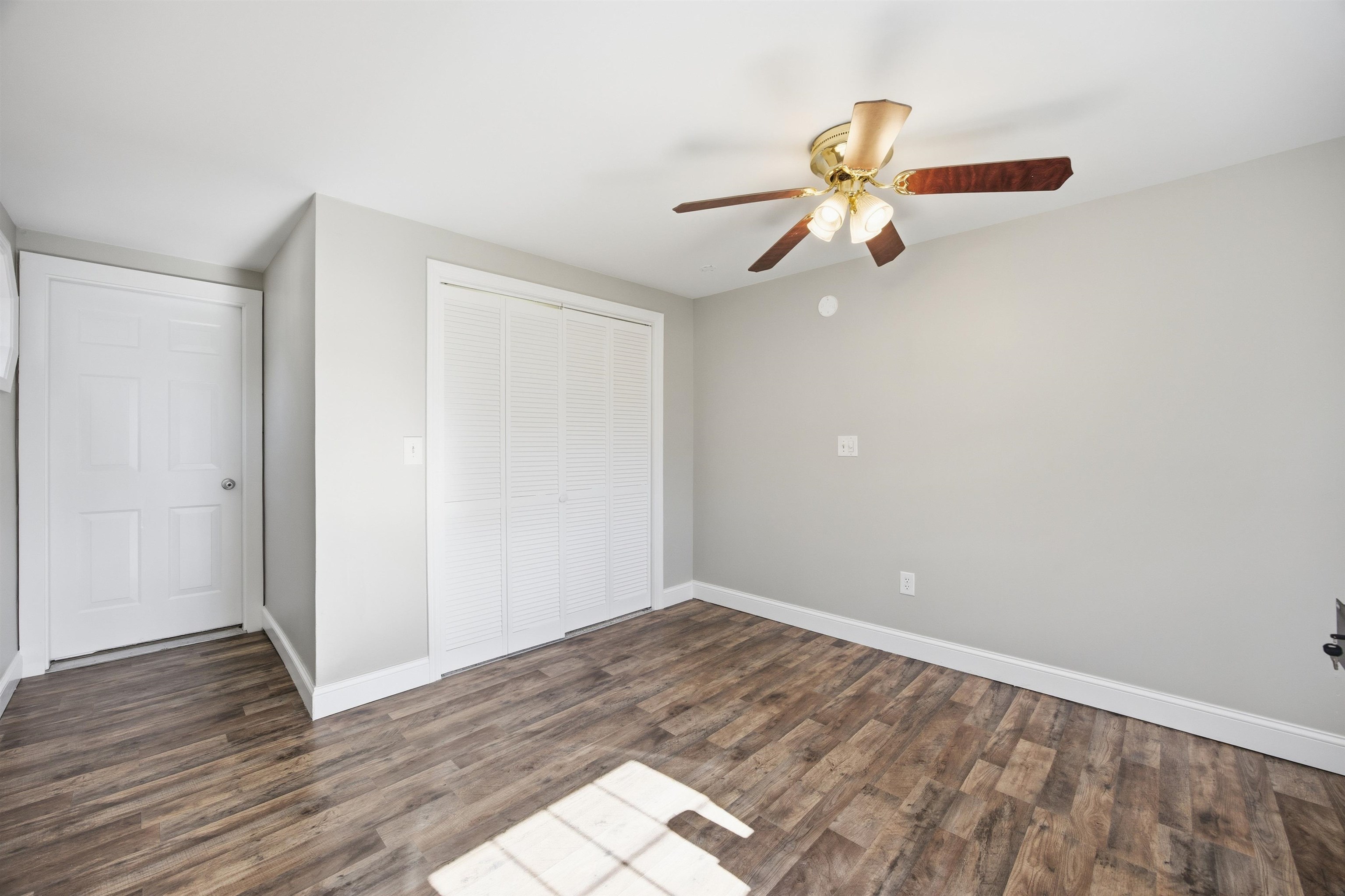 38 Vernon Avenue Rochester, NH 03867 - Photo 33 of 60