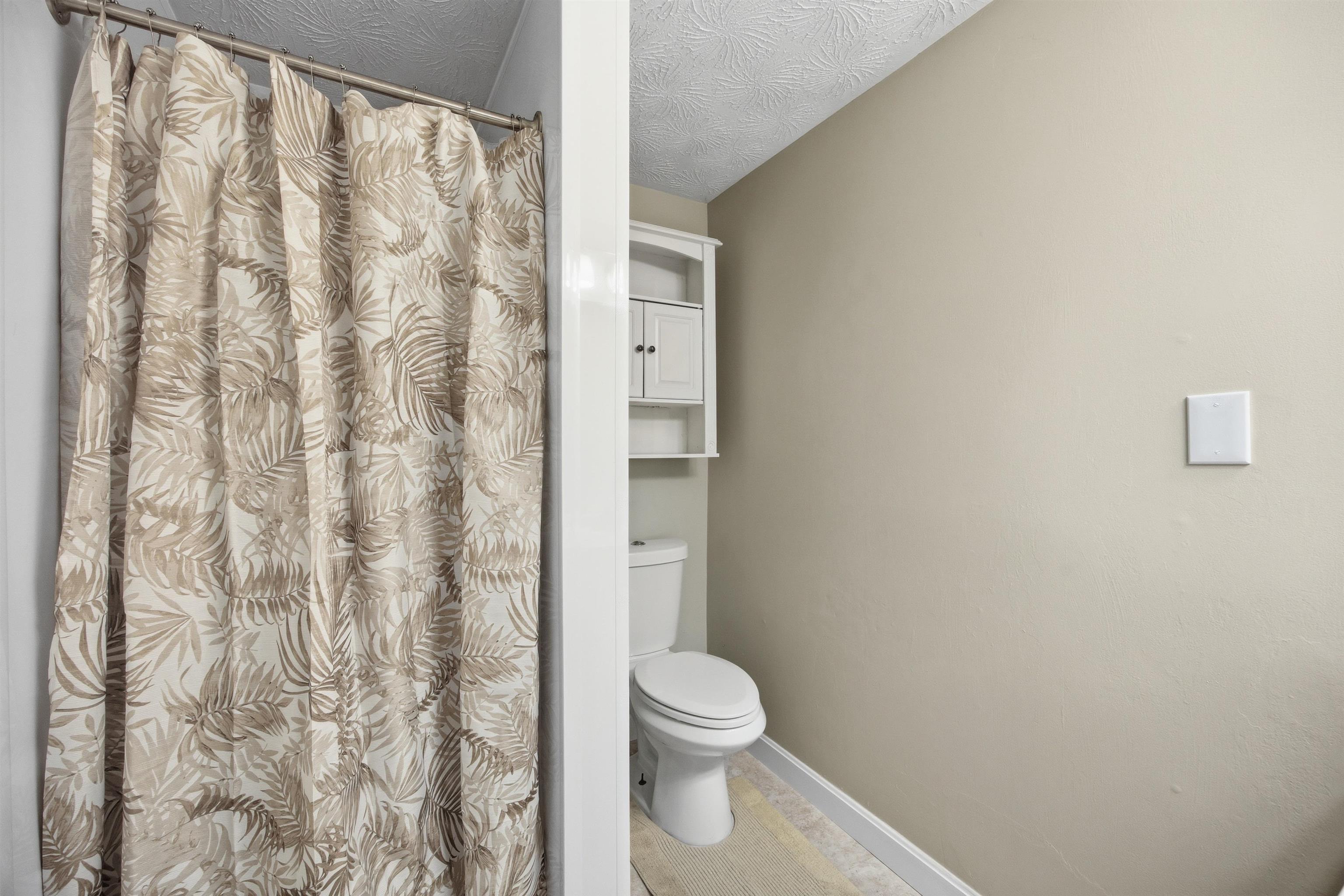 38 Vernon Avenue Rochester, NH 03867 - Photo 34 of 60