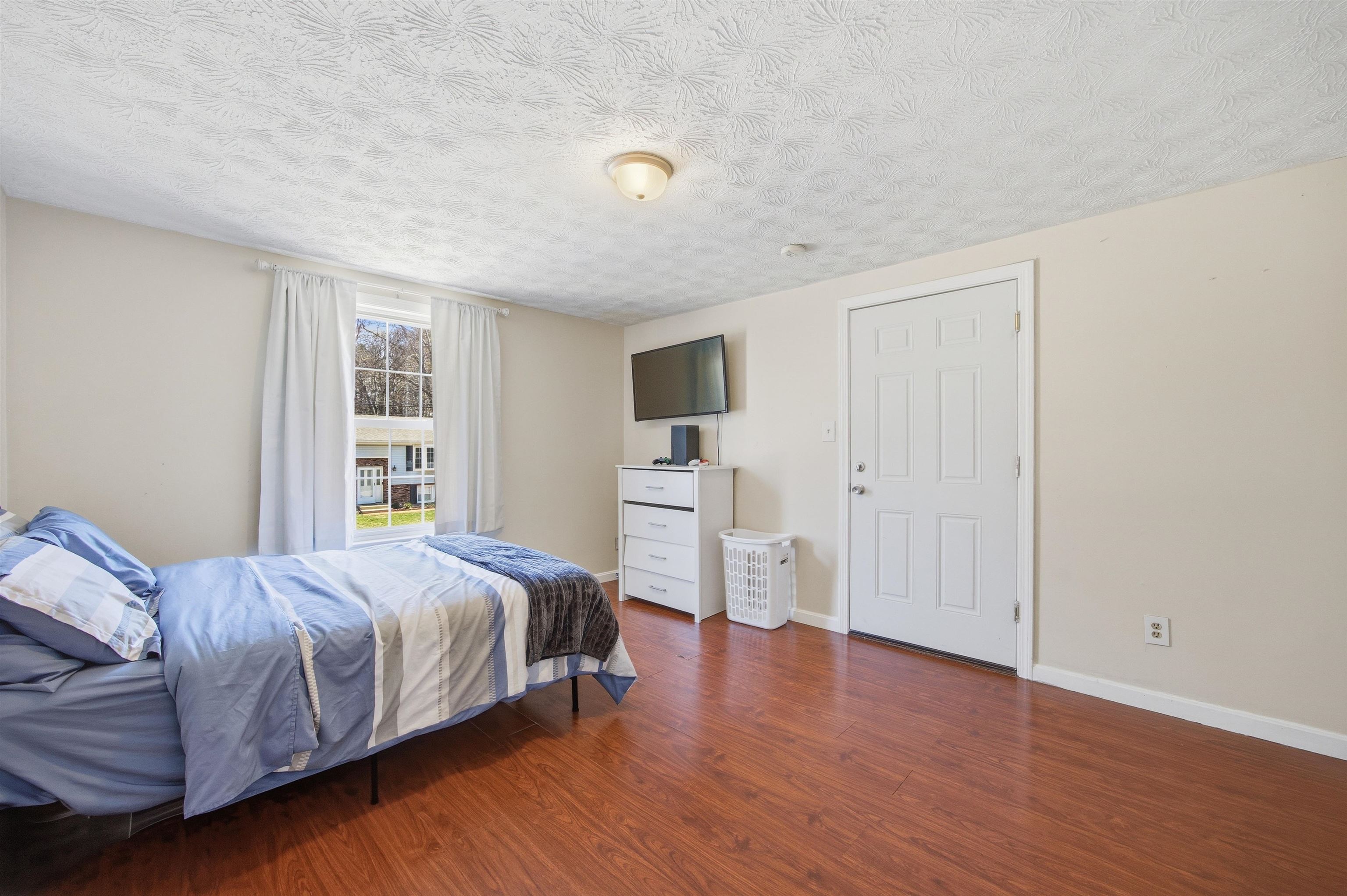 38 Vernon Avenue Rochester, NH 03867 - Photo 43 of 60