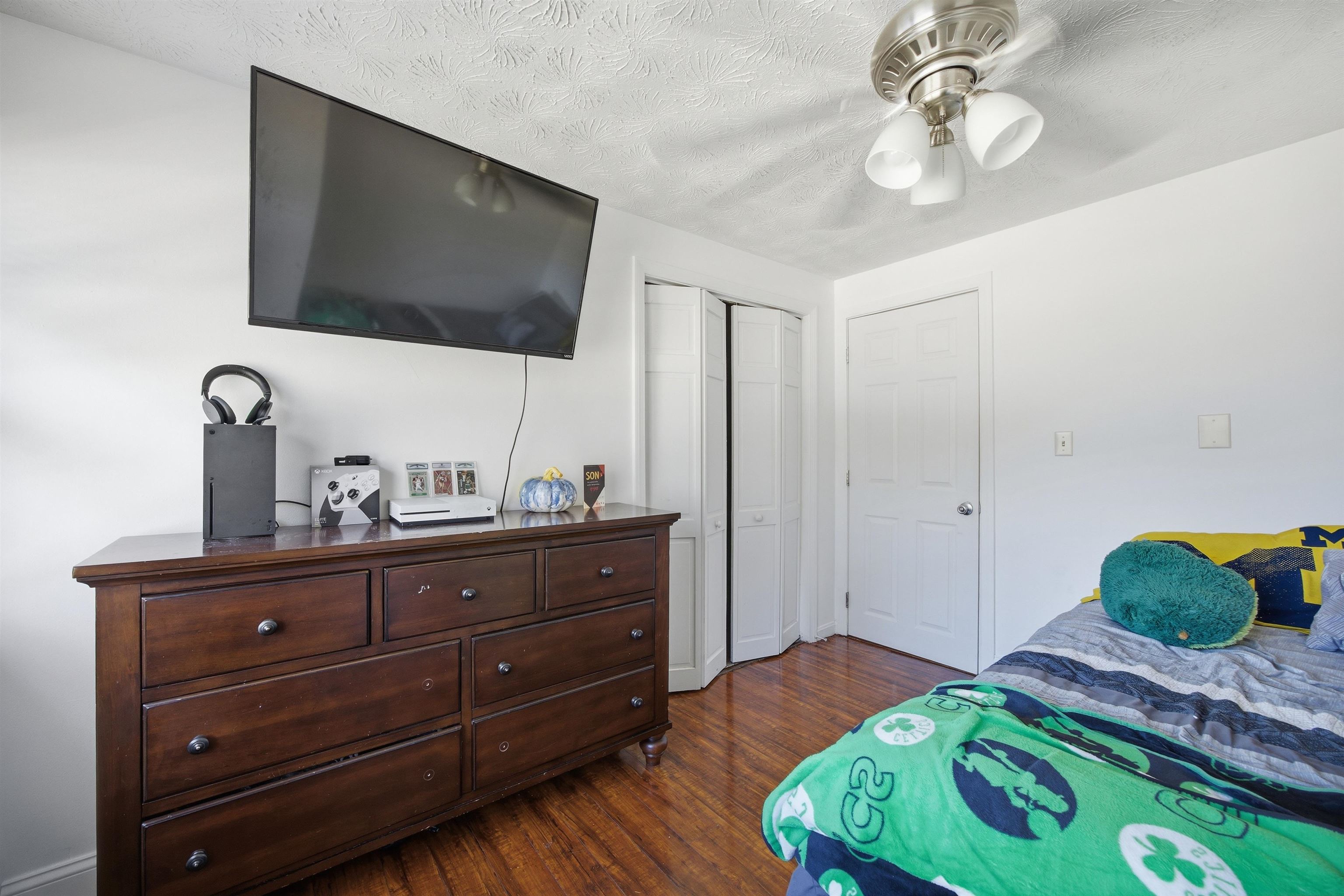 38 Vernon Avenue Rochester, NH 03867 - Photo 52 of 60