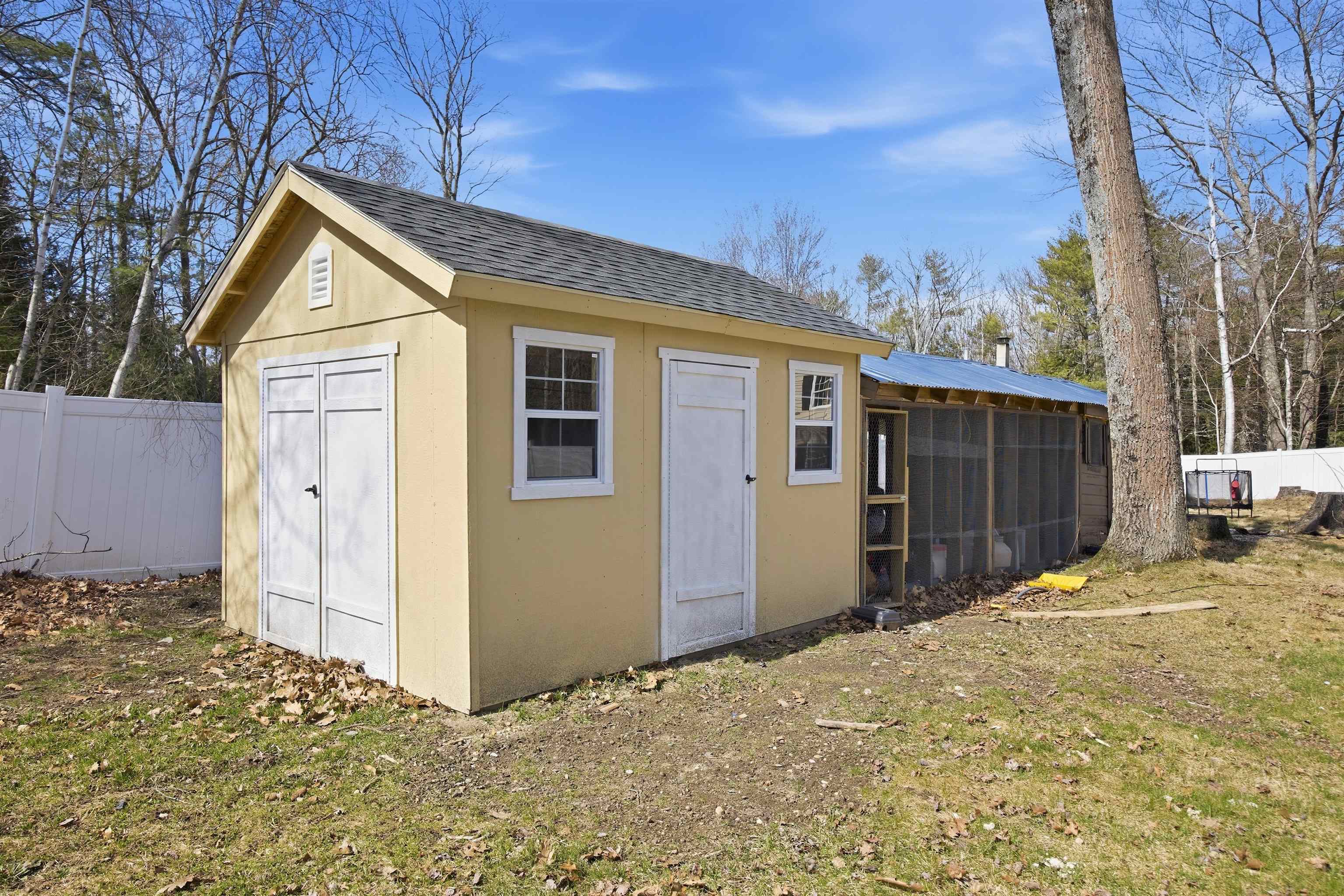 38 Vernon Avenue Rochester, NH 03867 - Photo 10 of 60
