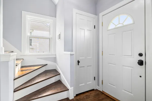 $2,000 | 513 Alger Street Southeast, Grand Rapids, MI 49507