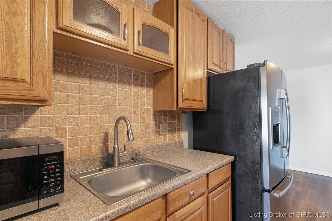 2486 Franks Drive Madison, IN 47250 - Photo 8 of 28 Gallery Image 8