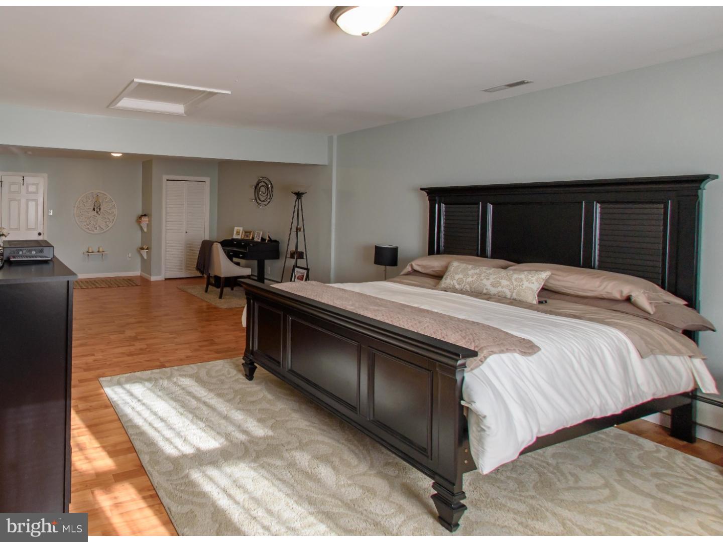 212 Suffolk Road Fairless Hills, PA 19030 - Photo 13 of 25 Master Bedroom