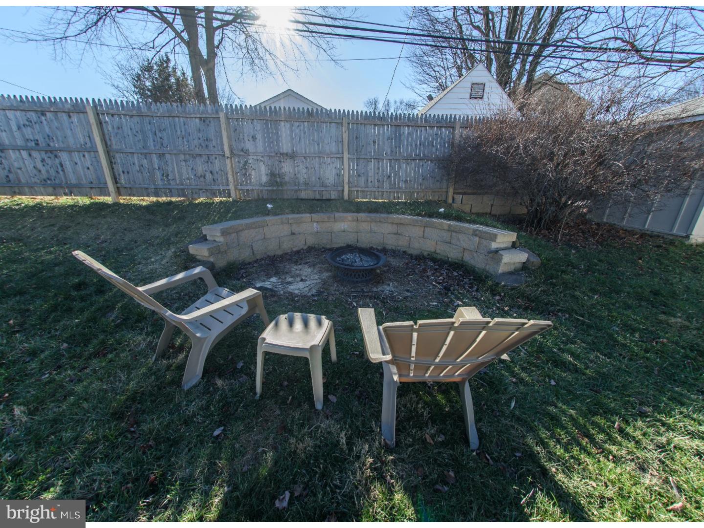 212 Suffolk Road Fairless Hills, PA 19030 - Photo 22 of 25 Back Yard