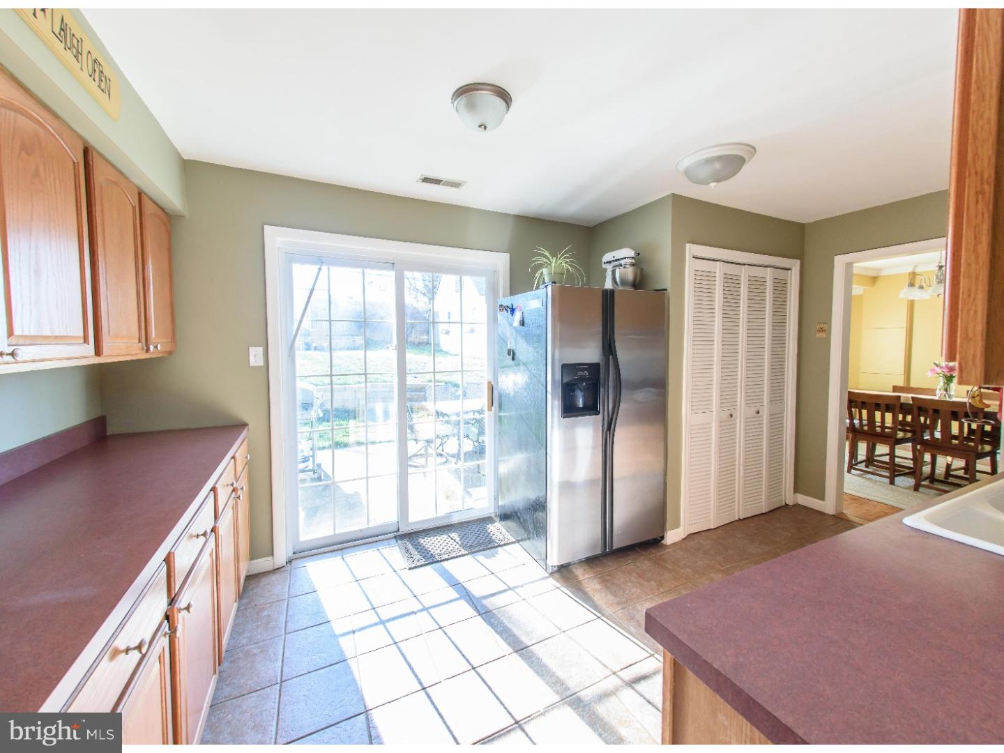 212 Suffolk Road Fairless Hills, PA 19030 - Photo 10 of 25 Kitchen